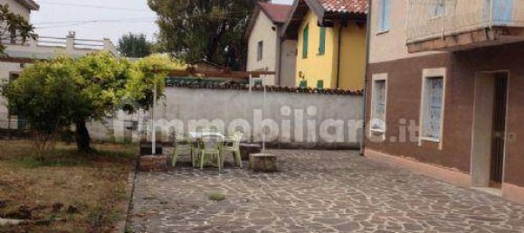 Дом с 5 комнатами в Сольера, Италия № 115831 12