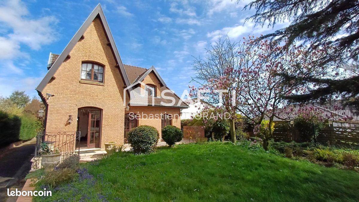 4 bedrooms House in Thelus, France No. 56453