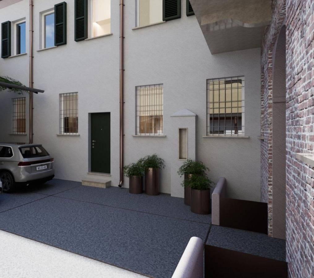 Apartamento de 3 habitaciónes en Mantua, Italy No. 242743