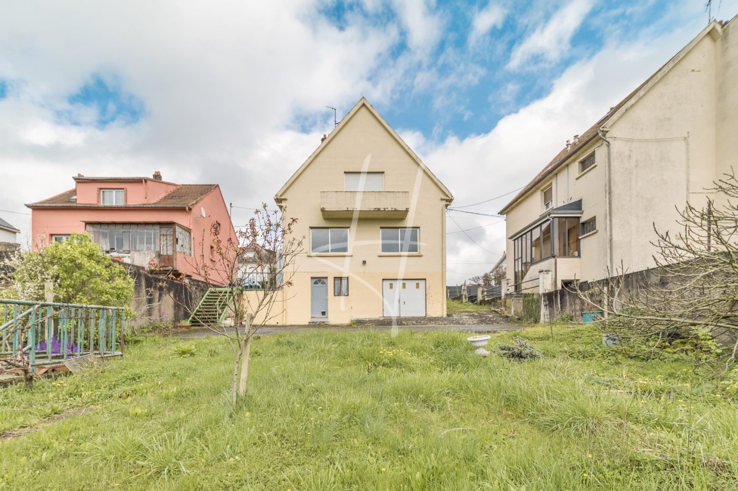 2 bedrooms House in Bertrange, France No. 70908