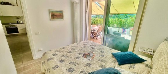 2 Schlafzimmer Wohnung in Borghetto Santo Spirito, Italy, Nr. 294200 13