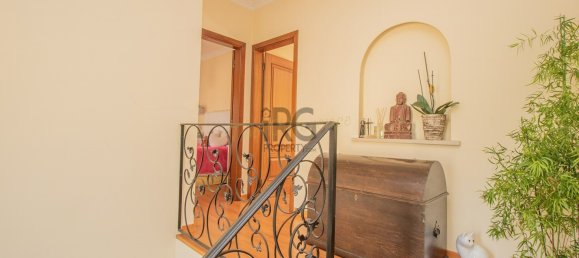 Villa de 6 dormitorios en Quarteira, Portugal No. 16015 28