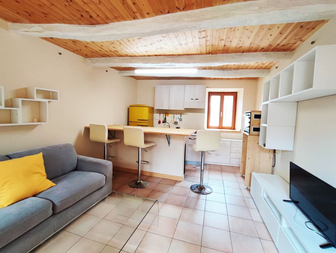 5 bedrooms House in Meina, Italy No. 395150