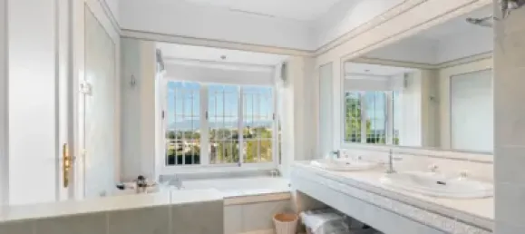 6 bedrooms Villa in Marbella, Spain No. 147861 14