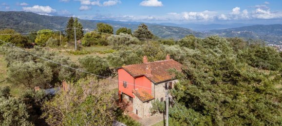 6 Schlafzimmer Haus in Uzzano, Italy, Nr. 332094 5