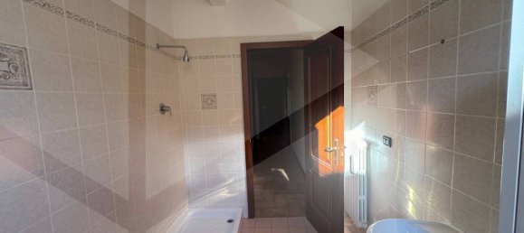 2 غرف نوم شقة في Castelnuovo Rangone, Italy رقم 22062 17