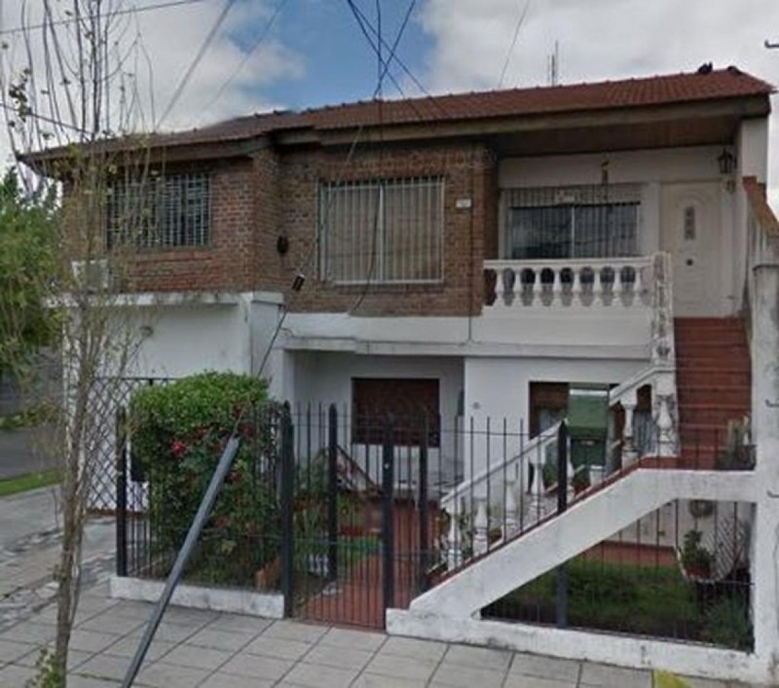 Дом с 3 спальнями в Сан Мигель, Аргентина № 90589