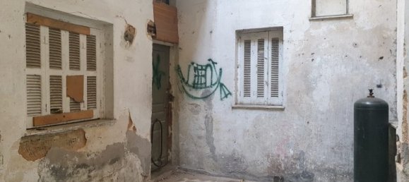 520m² Property in Athens, Greece No. 4489 2