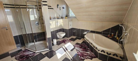 7 rooms House in Coburg, Germany No. 290167 4