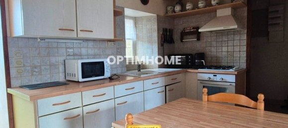 3 bedrooms House in Ile-de-Batz, France No. 208084 4