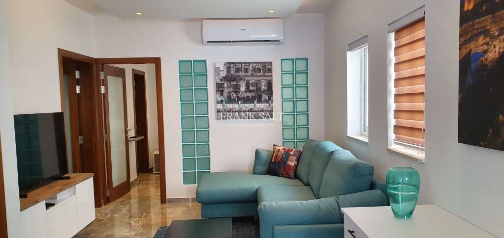 1 chambre Penthouse à Sliema, Malta No. 10038