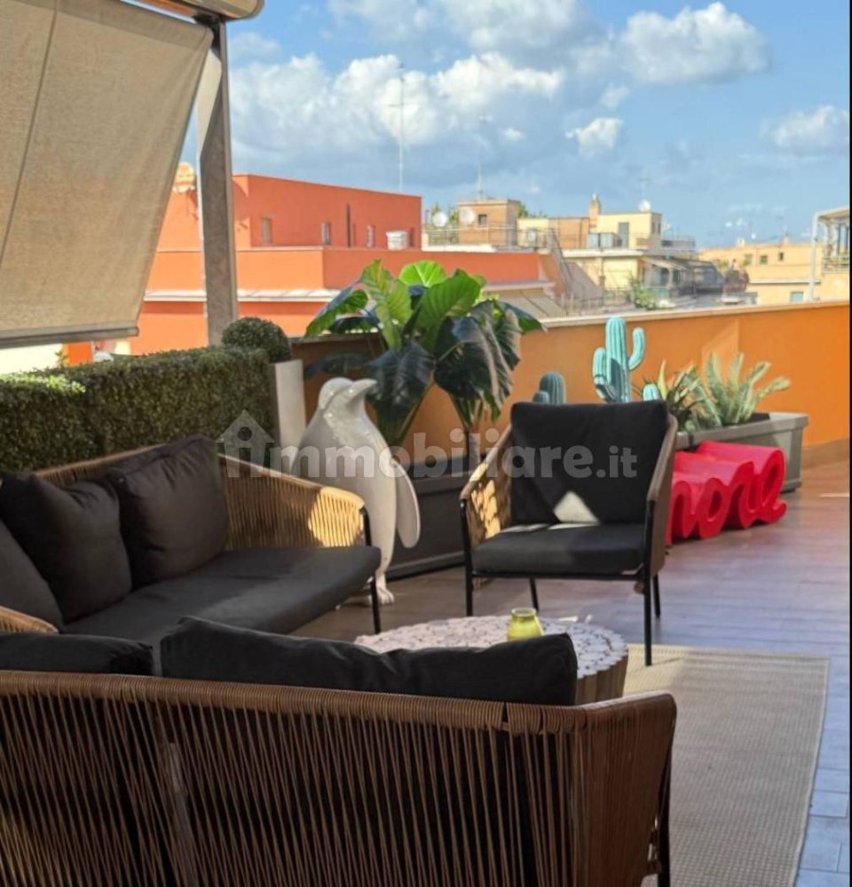 2 chambres Penthouse à Rome, Italy No. 374129