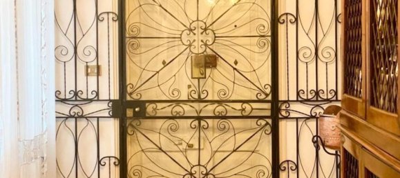 5 rooms Apartment in Venice, Italy No. 276066 11