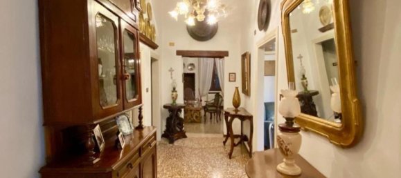 5 rooms Apartment in Venice, Italy No. 276066 12