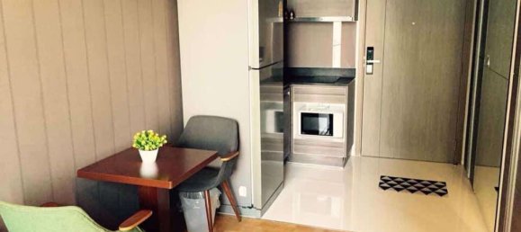 Кондоминиум  с 1 спальней в Клонг Тоэй, Таиланд № 9466 5