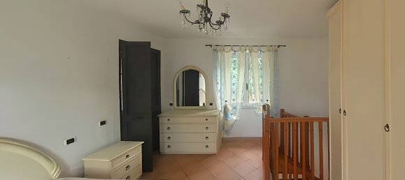 3 bedrooms House in Massa, Italy No. 358117 13