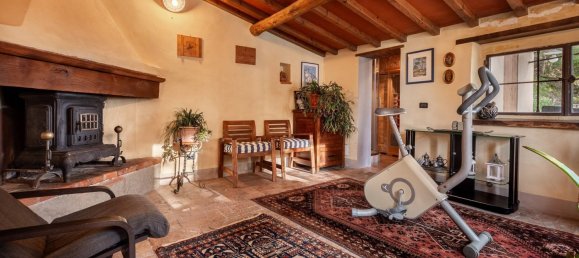 5 bedrooms House in Loro Ciuffenna, Italy No. 54304 5