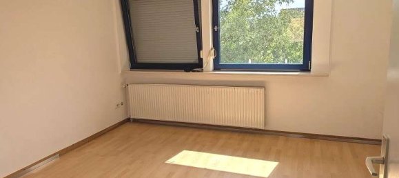 Квартира с 2 спальнями в Бремен, Германия № 268087 2