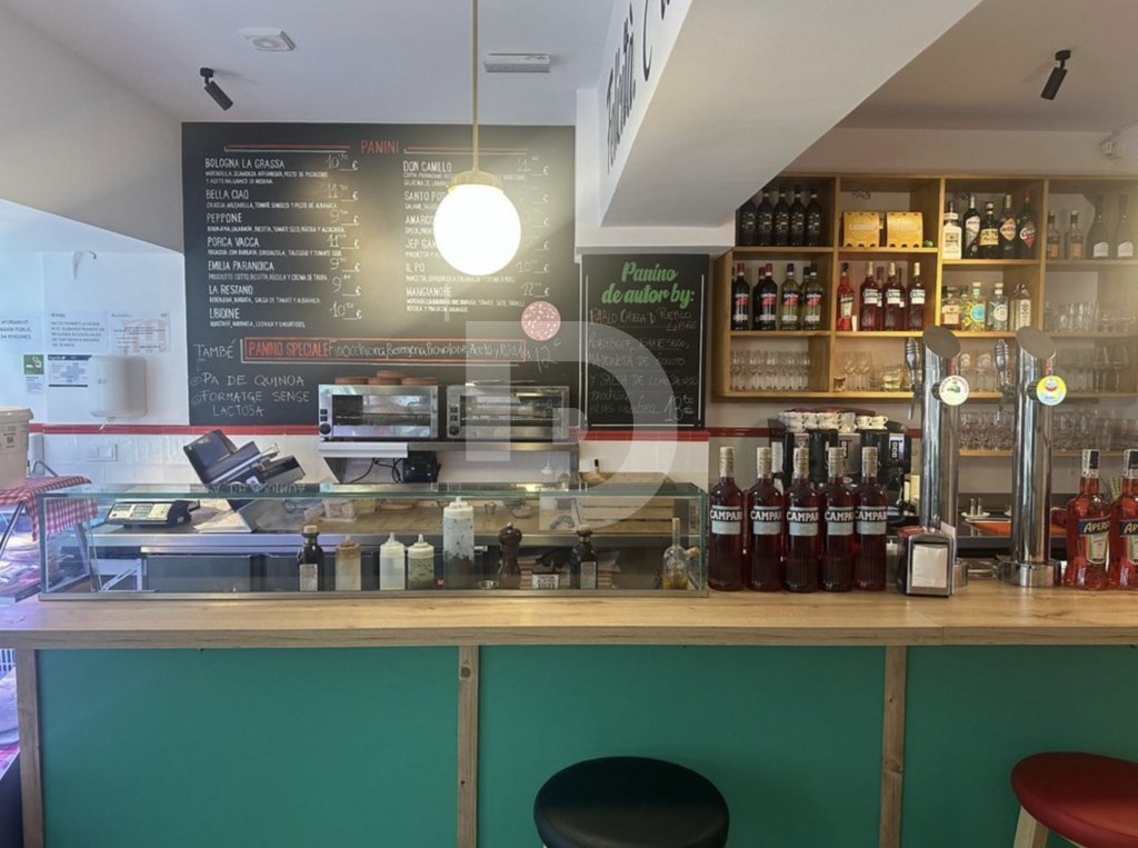 Gebäude in L'Eixample, Spain 96m², Nr. 291733