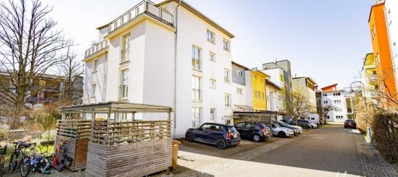 4 rooms Apartment in Baden-Wurttemberg, Germany No. 108492 3