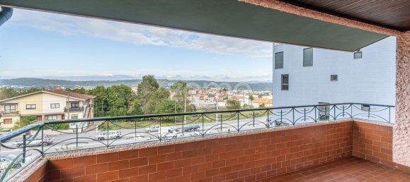 Дом с 5 спальнями в Эрмезинде, Португалия № 121559 27