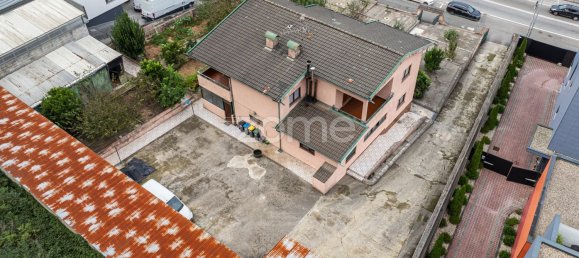 Дом с 5 спальнями в Эрмезинде, Португалия № 121559 39