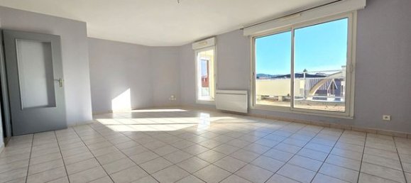 3 Schlafzimmer Wohnung in Pontarlier, France, Nr. 308346 2