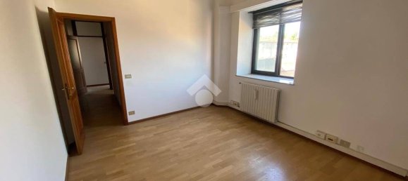 4غرفة مكتب في Reggio Emilia, Italy رقم 224807 4