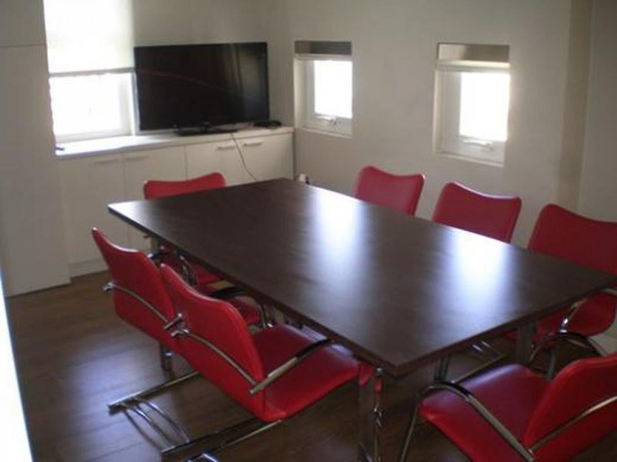 100m² Office in Buenos Aires, Argentina No. 104623