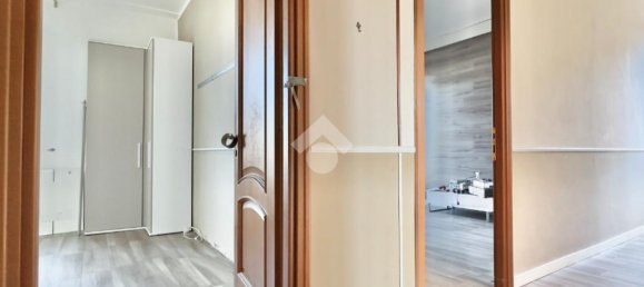 2 Schlafzimmer Wohnung in Novi Ligure, Italy, Nr. 272039 2