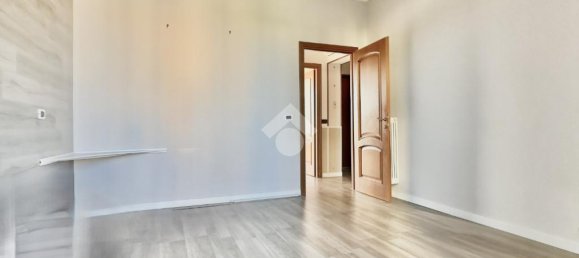 2 Schlafzimmer Wohnung in Novi Ligure, Italy, Nr. 272039 12
