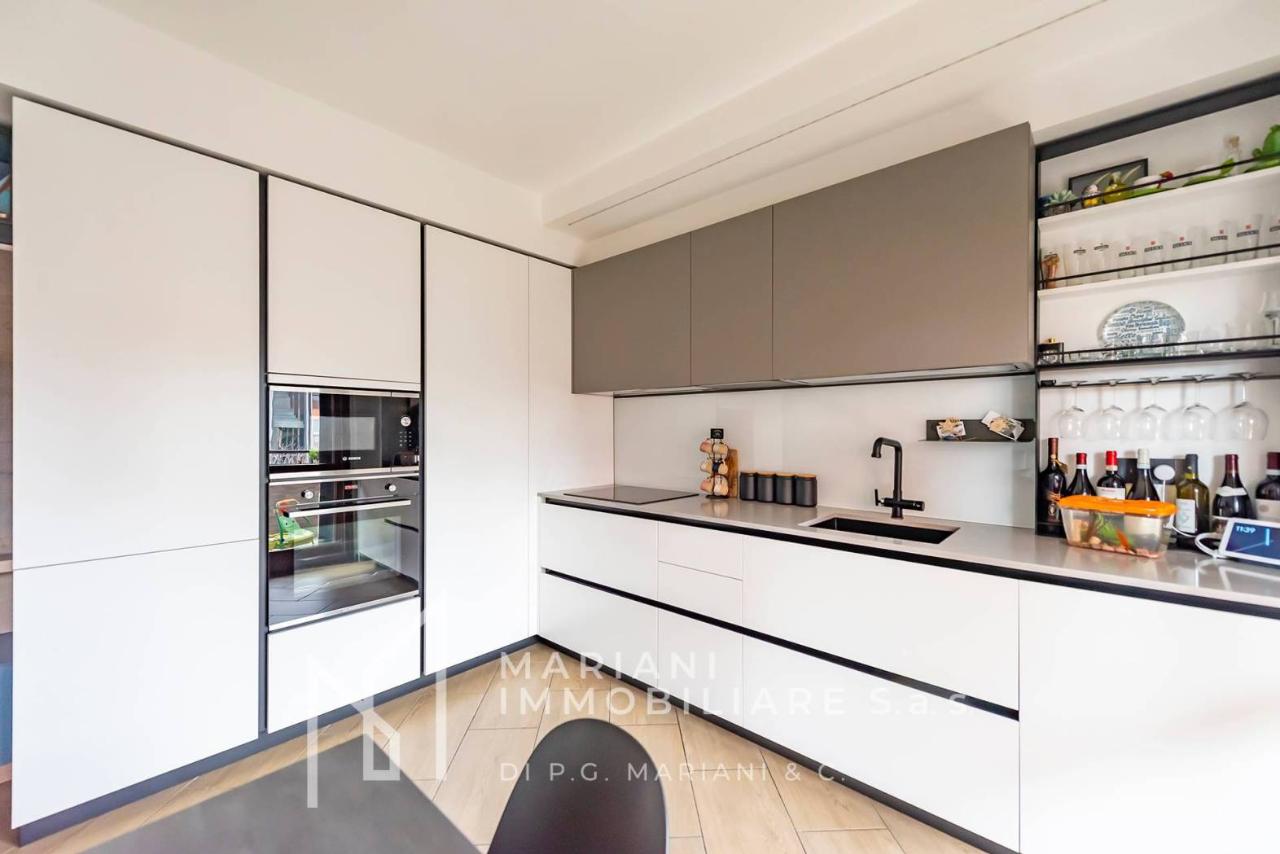 Квартира с 3 комнатами в Лайнате, Италия № 40277