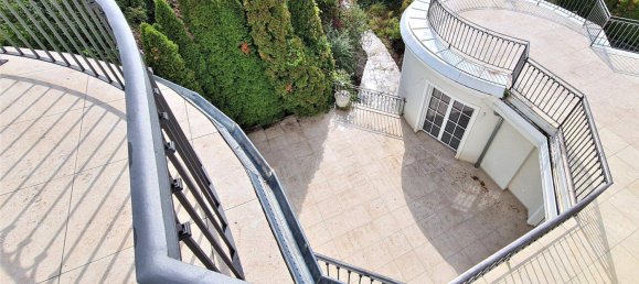 9غرفة فيلا في Giesshubl, Austria رقم 202405 31