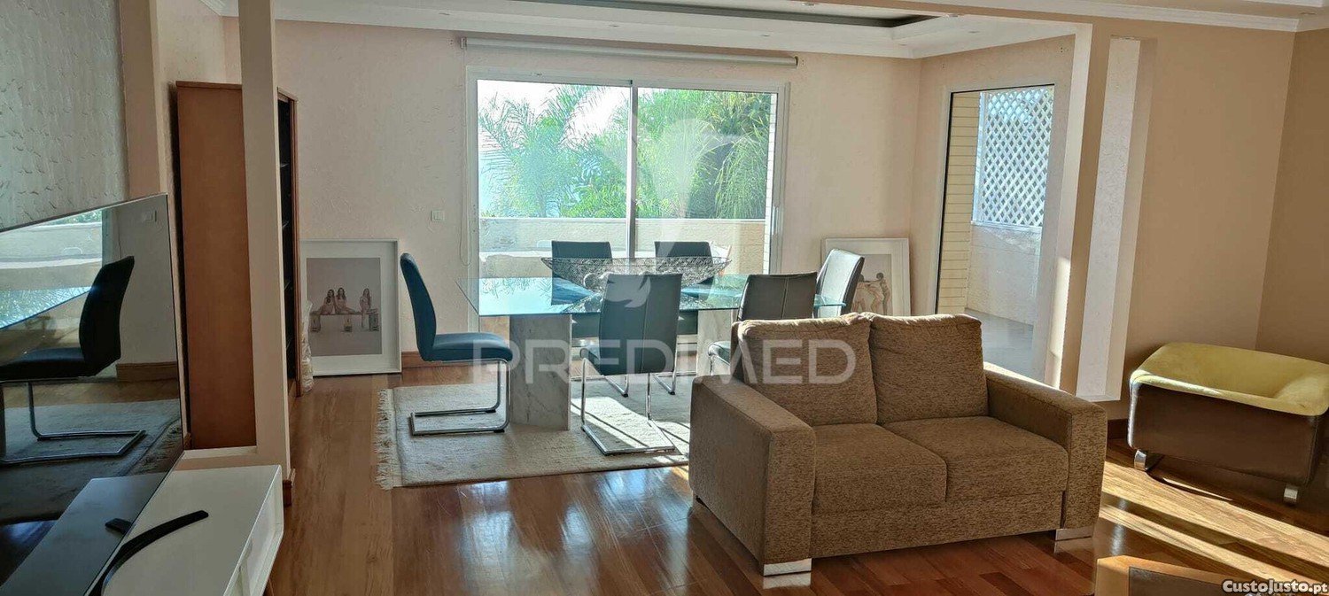 4 bedrooms Apartment in Funchal, Portugal No. 122531