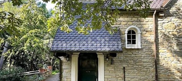 2 bedrooms Villa in Misano Adriatico, Italy No. 376533 2