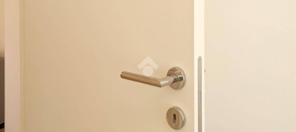 Apartamento de 1 dormitorio en Milan, Italy No. 381127 17