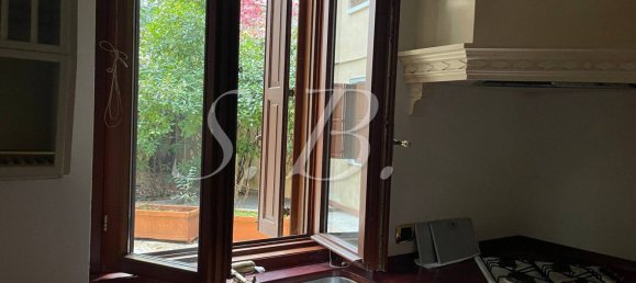 4 bedrooms House in Mantua, Italy No. 362840 15