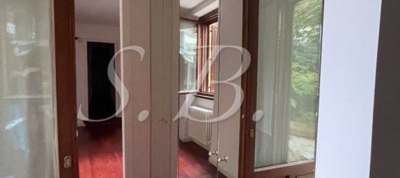 4 bedrooms House in Mantua, Italy No. 362840 12