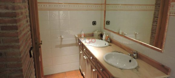 Дом с 4 спальнями в Алава, Испания № 159873 35