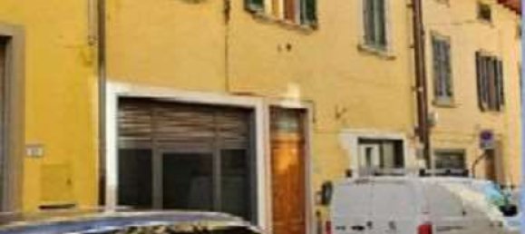 5 bedrooms Apartment in Fucecchio, Italy No. 343574 2