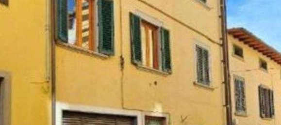 5 bedrooms Apartment in Fucecchio, Italy No. 343574 4
