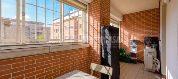 Квартира с 2 спальнями в Кастеназо, Италия № 216026 24