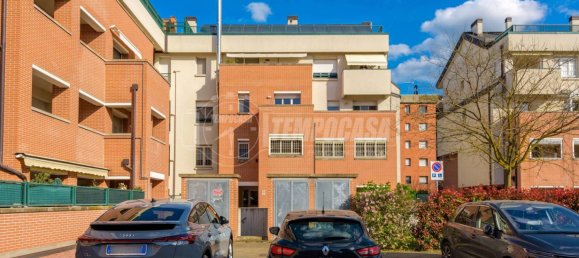 Квартира с 2 спальнями в Кастеназо, Италия № 216026 3