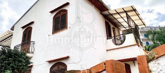 4 bedrooms Villa in Giardini-Naxos, Italy No. 223317 4