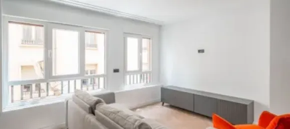 Коммерческая недвижимость с 2 спальнями в Мадрид, Испания № 176720 25