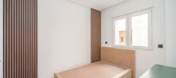 Коммерческая недвижимость с 2 спальнями в Мадрид, Испания № 176720 18