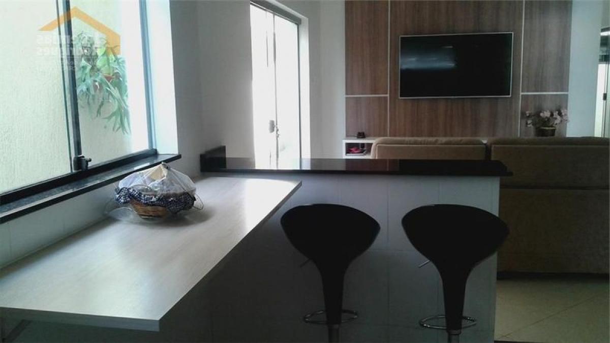 Дом с 3 спальнями в Сан-Паулу, Бразилия № 470576