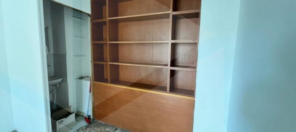 1 room Commercial property in Milan, Italy No. 260079 8