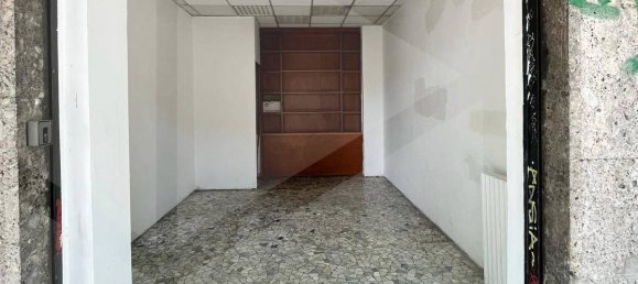 1 room Commercial property in Milan, Italy No. 260079 5