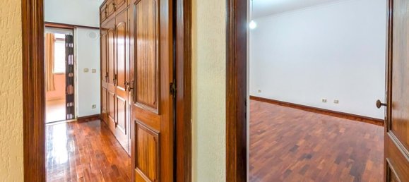 3 bedrooms Apartment in Lisbon, Portugal No. 107339 16